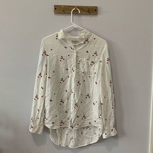 💜2/$12 CHERRY BUTTON DOWN